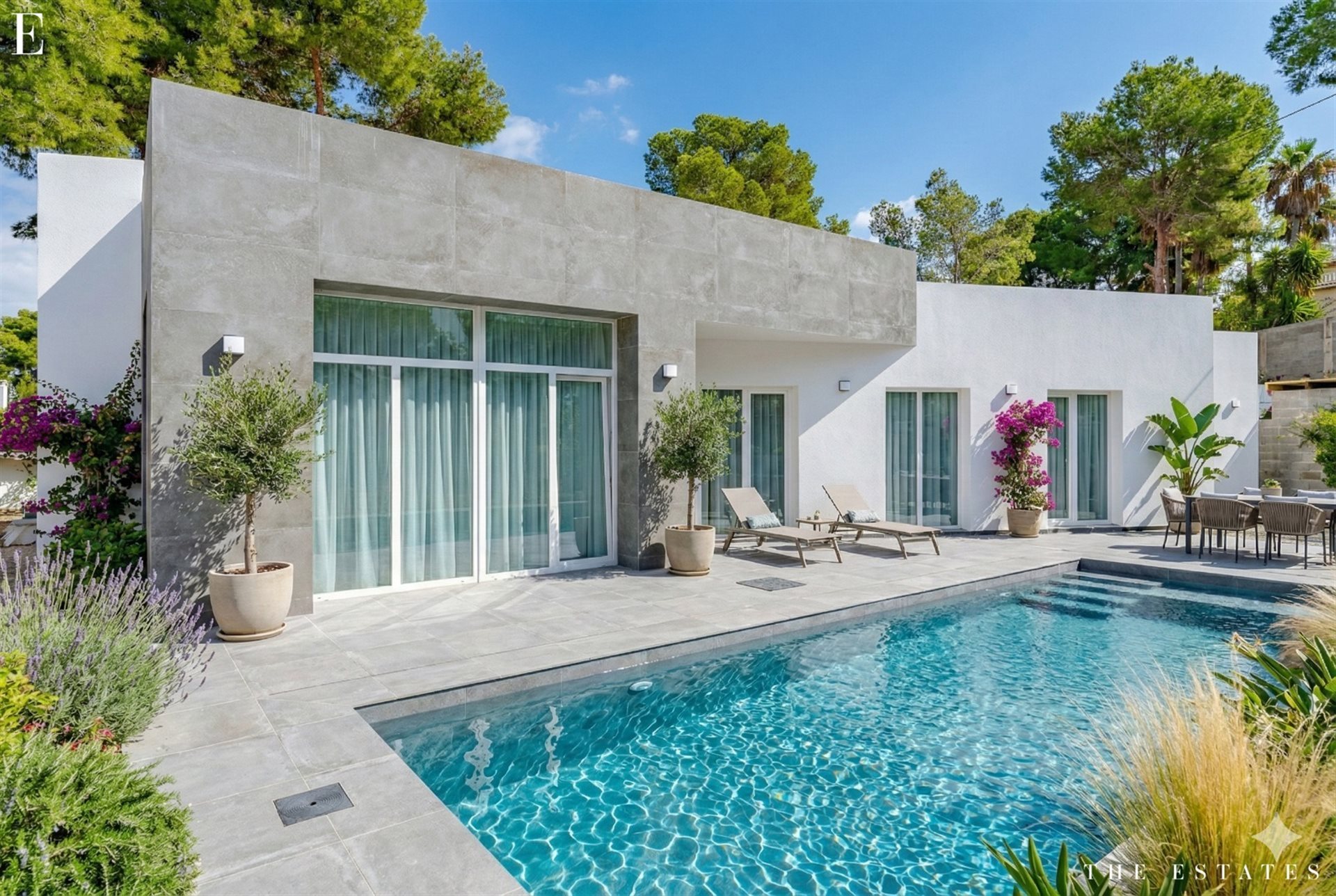 Villa contemporaine de plain-pied – Design moderne et fonctionnalité