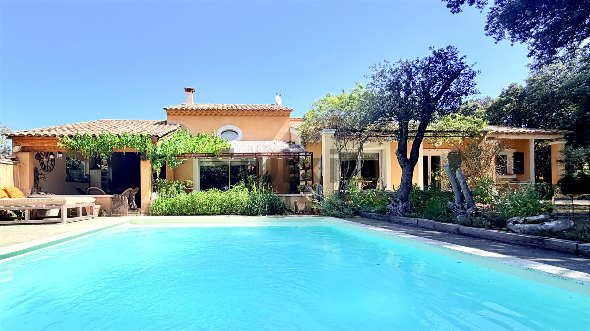 Maison à vendre, 164m², Uzès