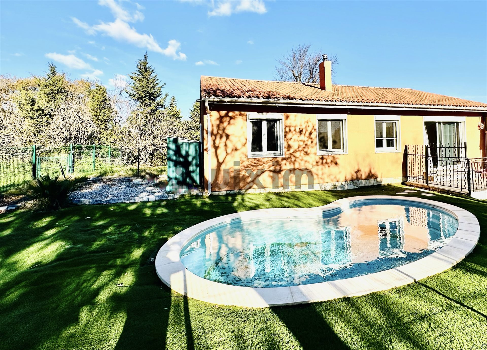 Maison à vendre, 130m², Laudun-l'Ardoise