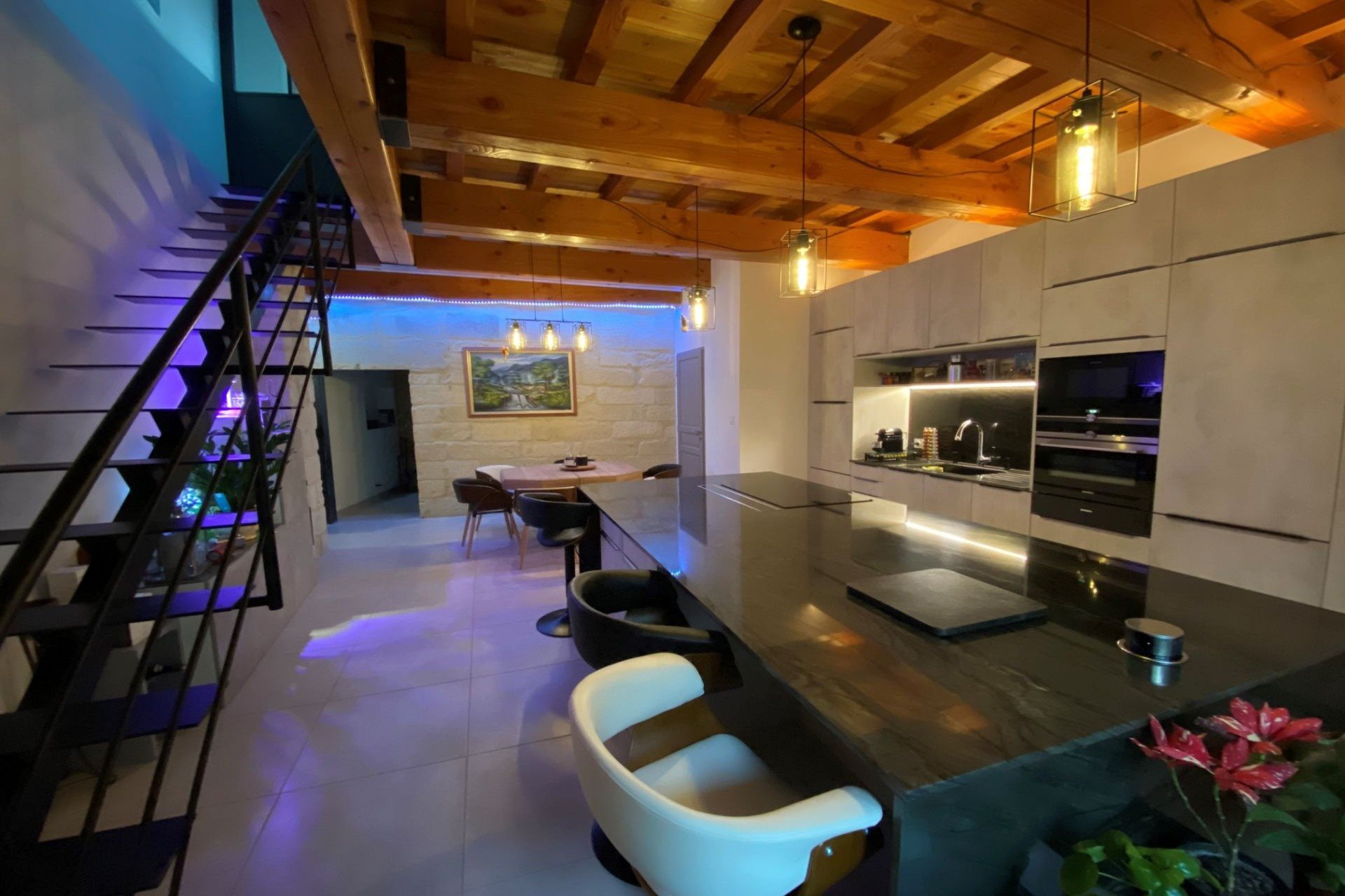 Maison à vendre, 275m², Uzès