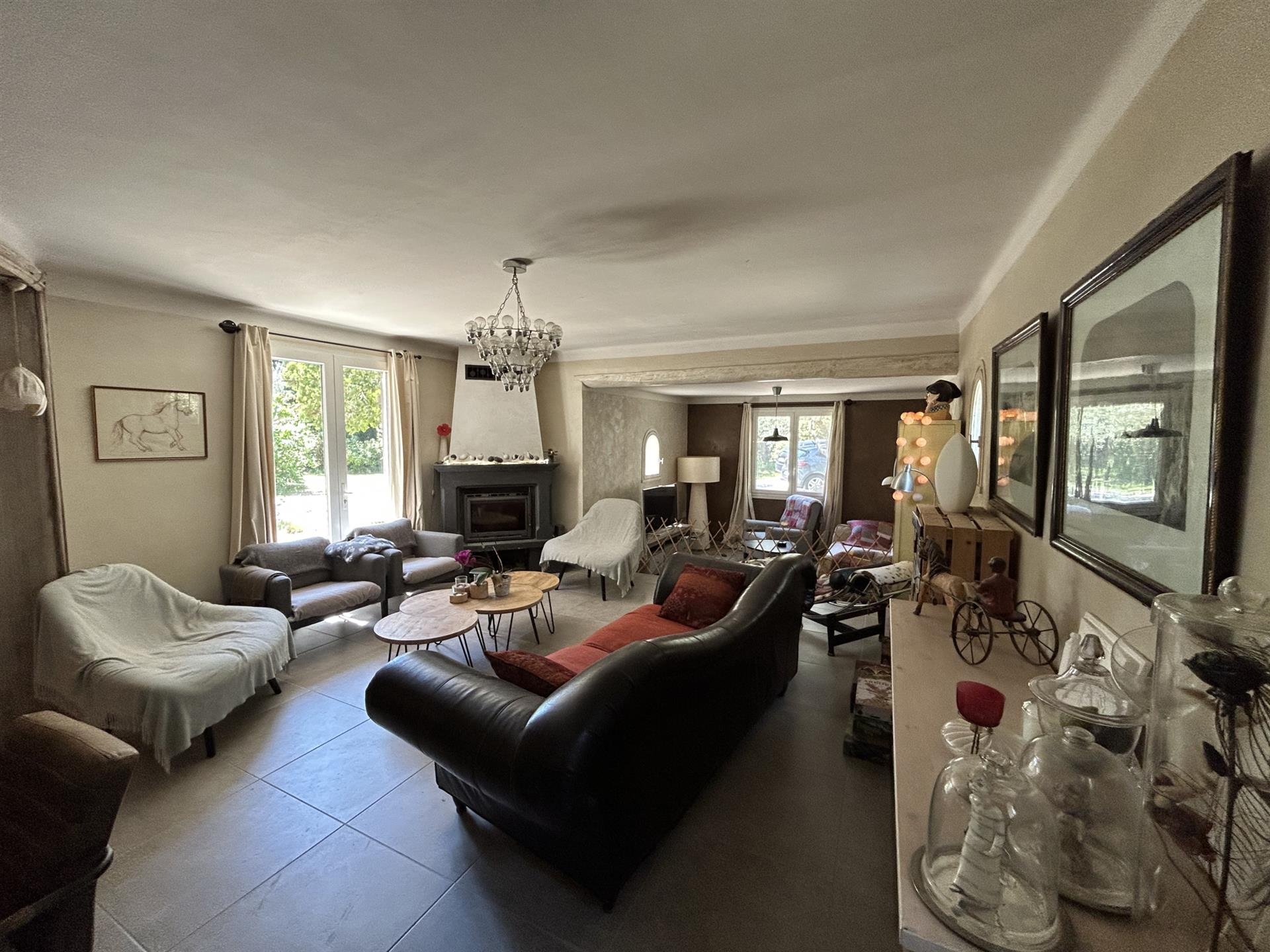 Maison à vendre, 188m², Uzès
