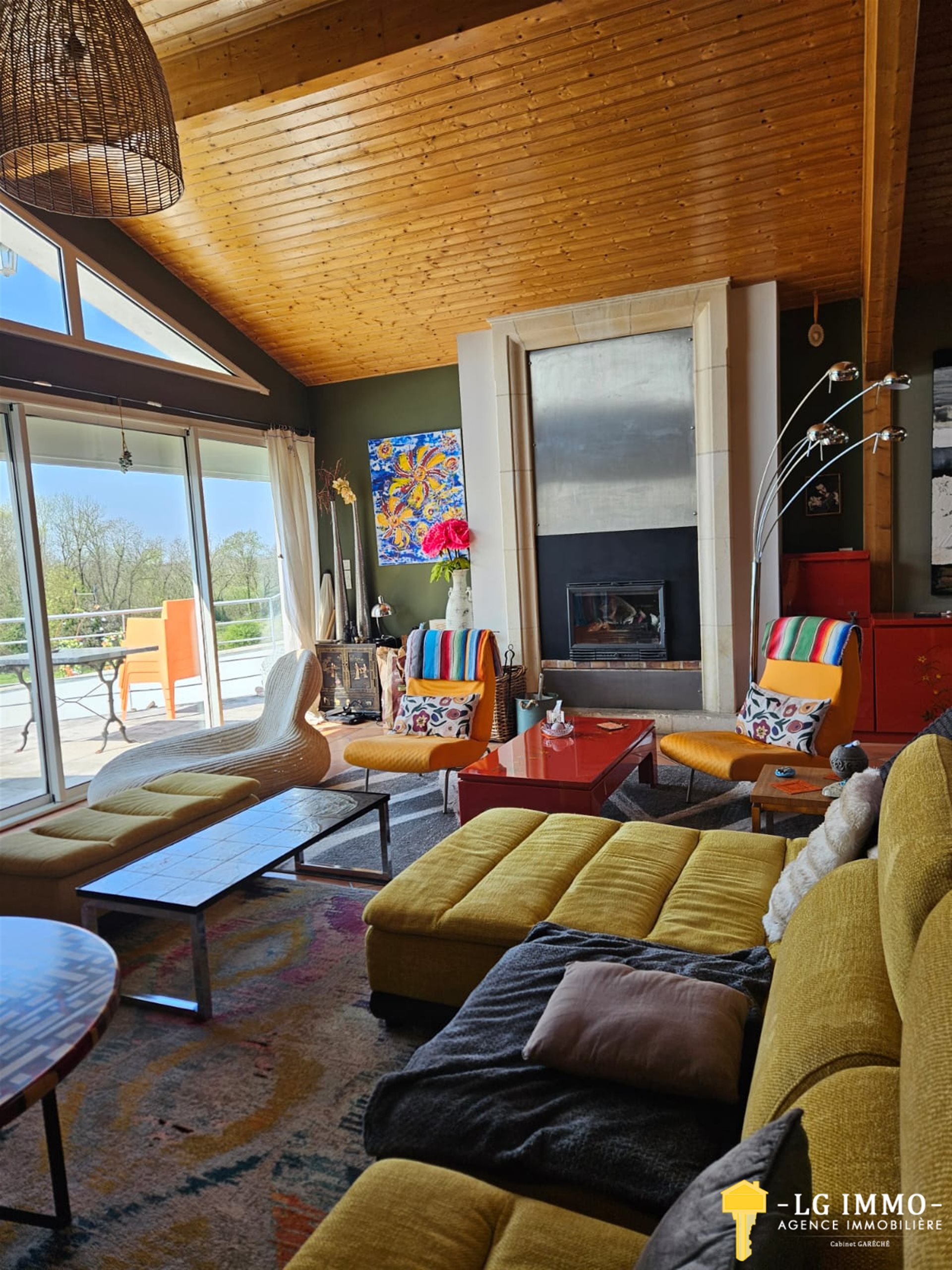 Maison à vendre, 311m², Saint-Dizant-du-Gua