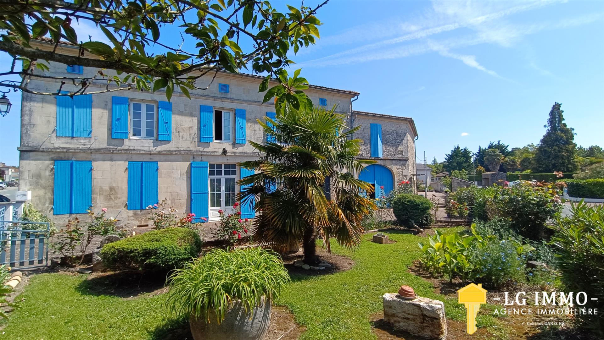 Maison à vendre, 260m², Saint-Genis-de-Saintonge