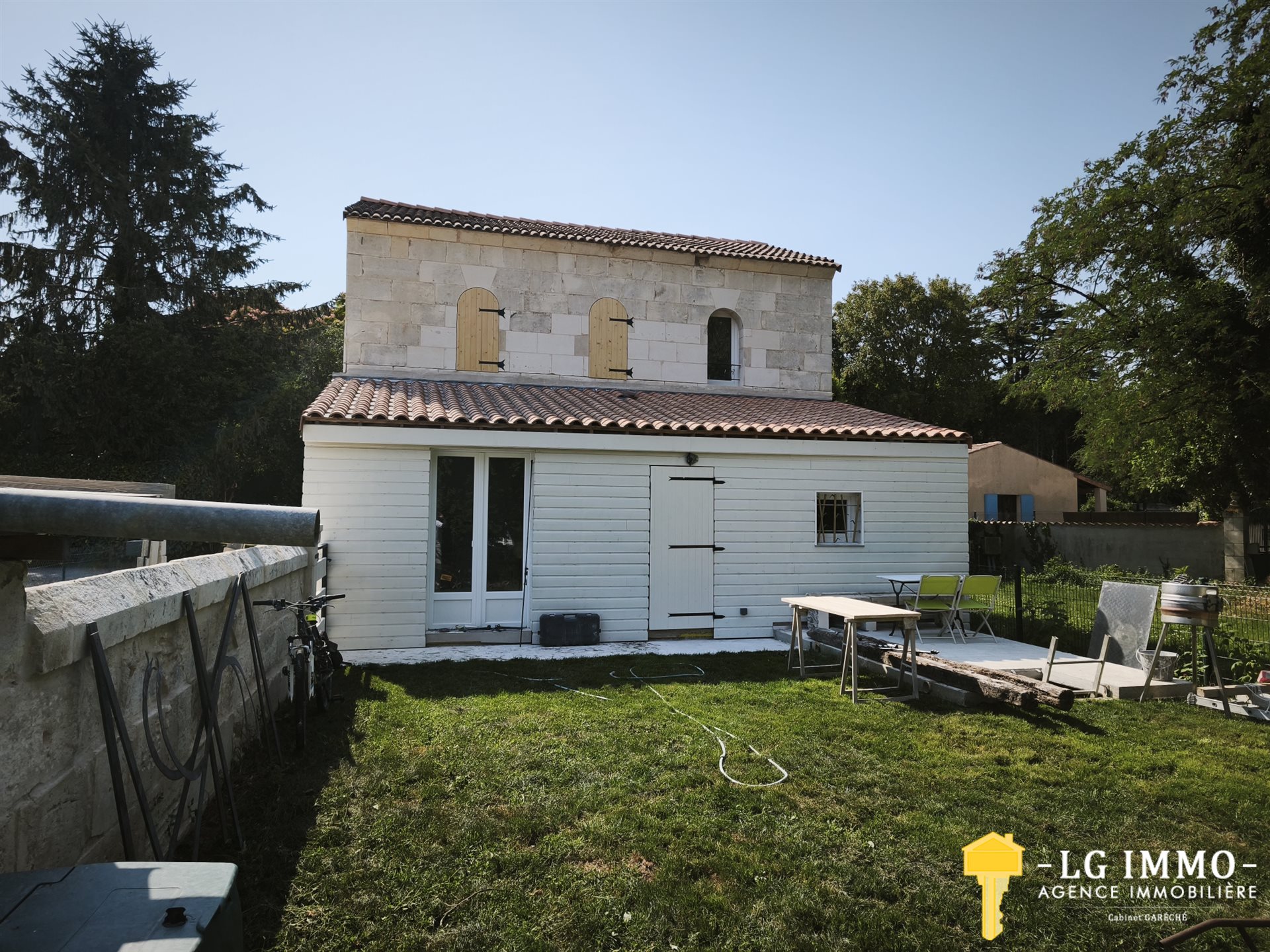 Maison à vendre, 105m², Saint-Genis-de-Saintonge