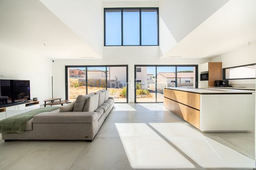 Maison 5 pièces 156 m² · à Narbonne · 156 m² · 456 000 €