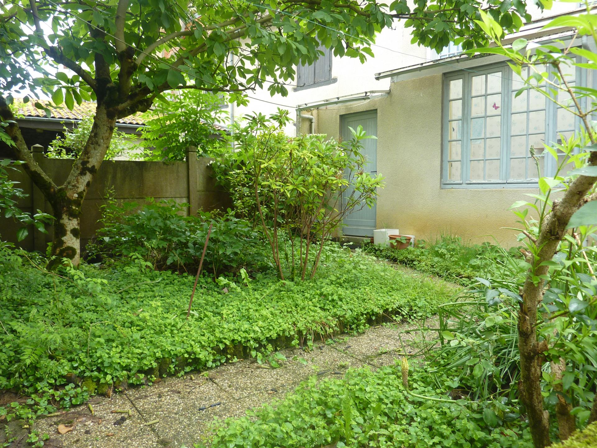 Maison à vendre, 125m², Bussière-Poitevine