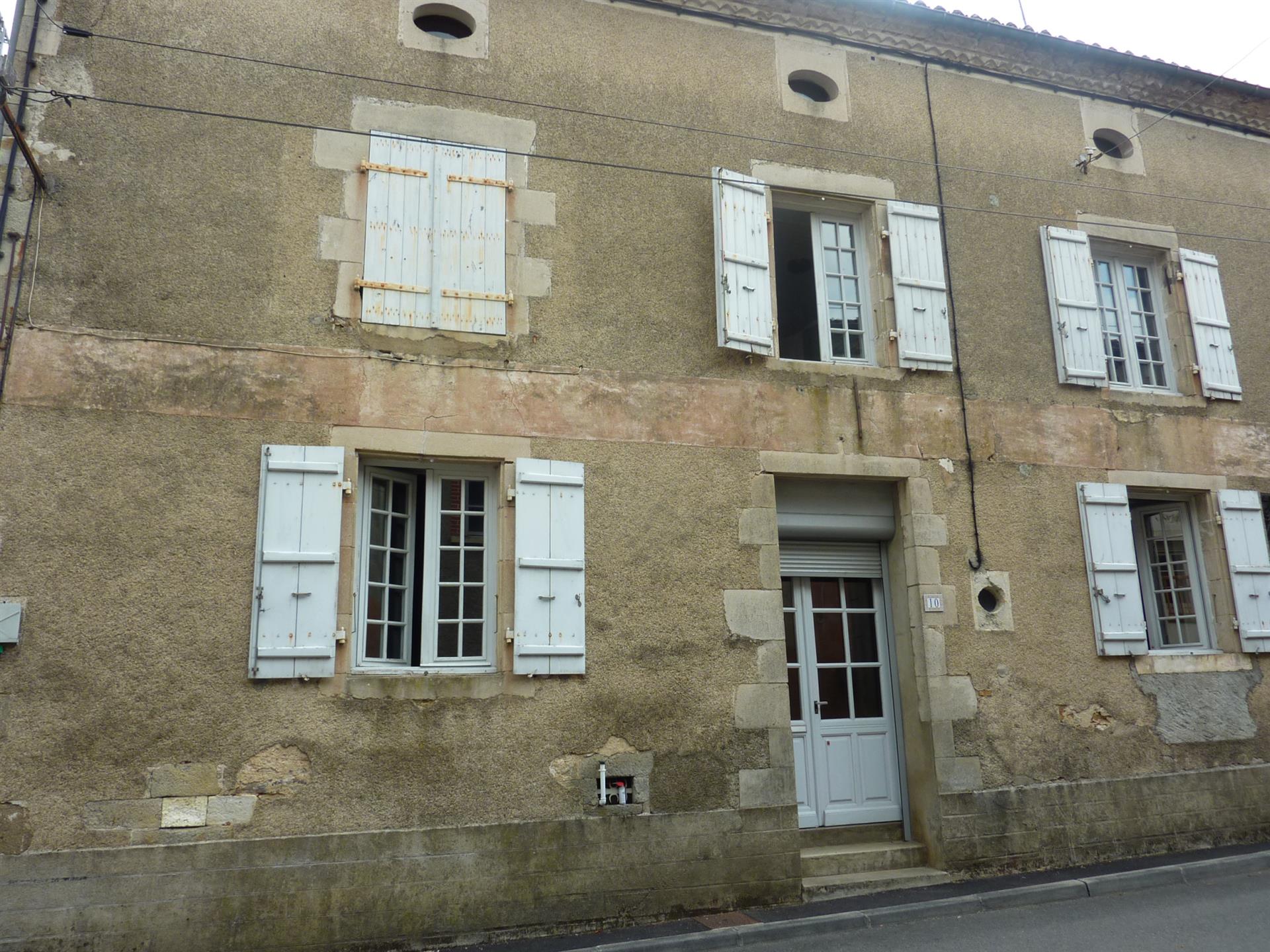 Maison à vendre, 262m², Val-d’Oire-et-Gartempe