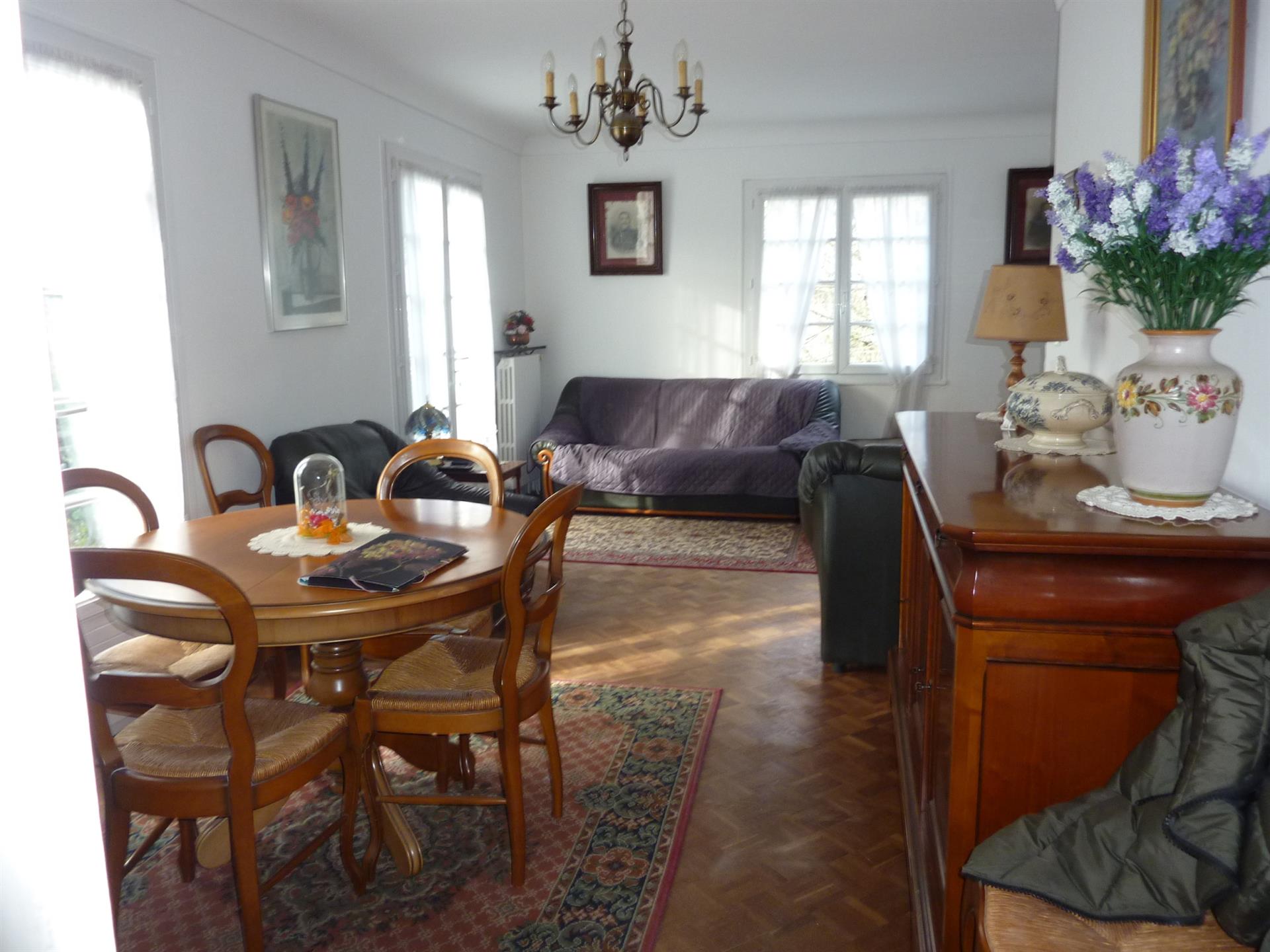 Maison à vendre, 90m², Montmorillon