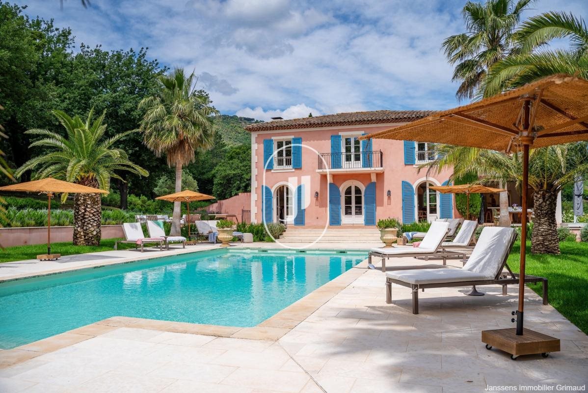 Maison à vendre, 260m², Grimaud