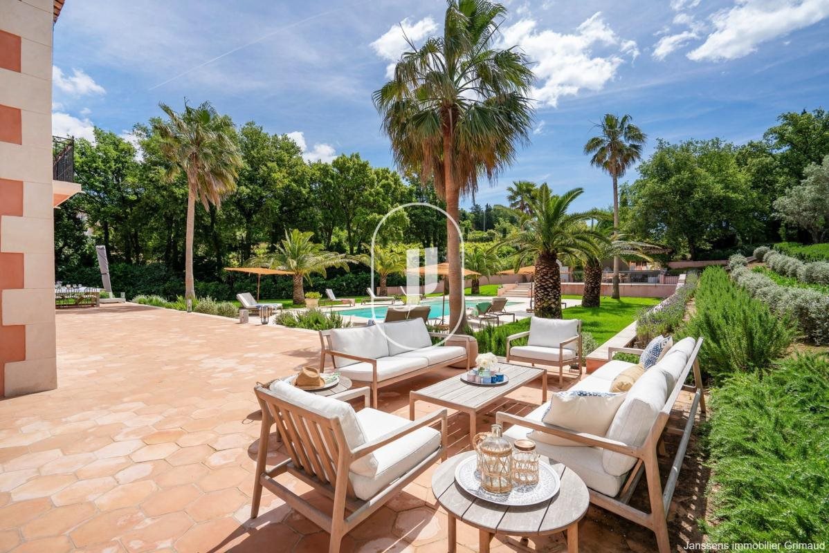 Maison à vendre, 260m², Grimaud