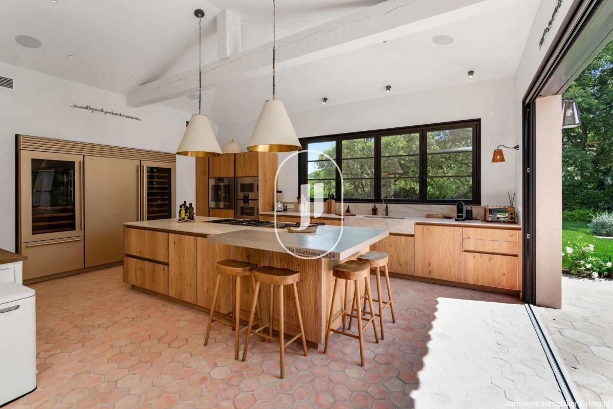 Maison à vendre, 260m², Grimaud