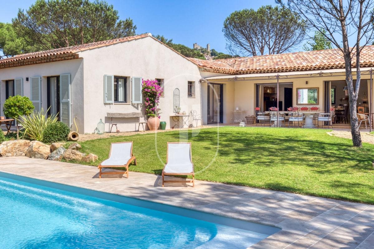 Maison à vendre, 200m², Grimaud