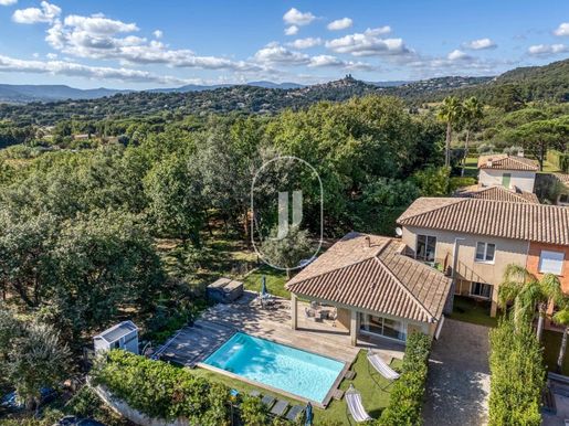 Maison 5 pièces 128 m² · à Grimaud · 128 m² · 879 000 €