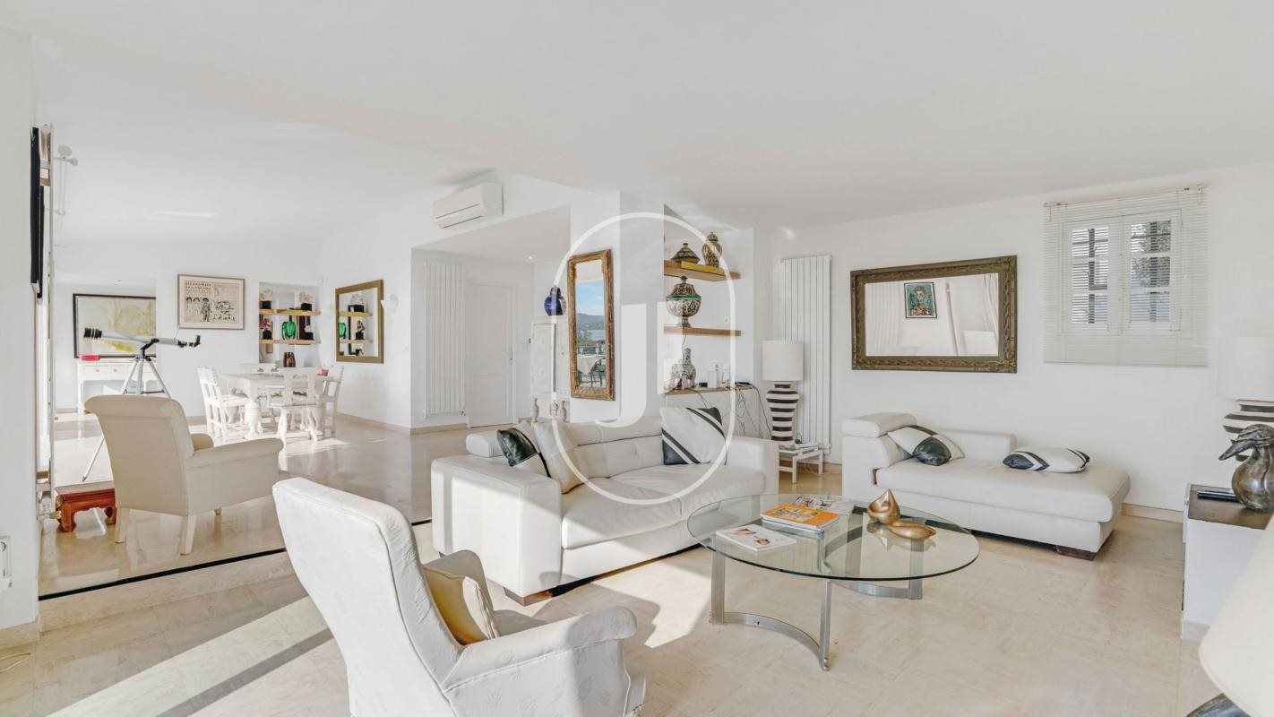 Maison à vendre, 264m², Grimaud