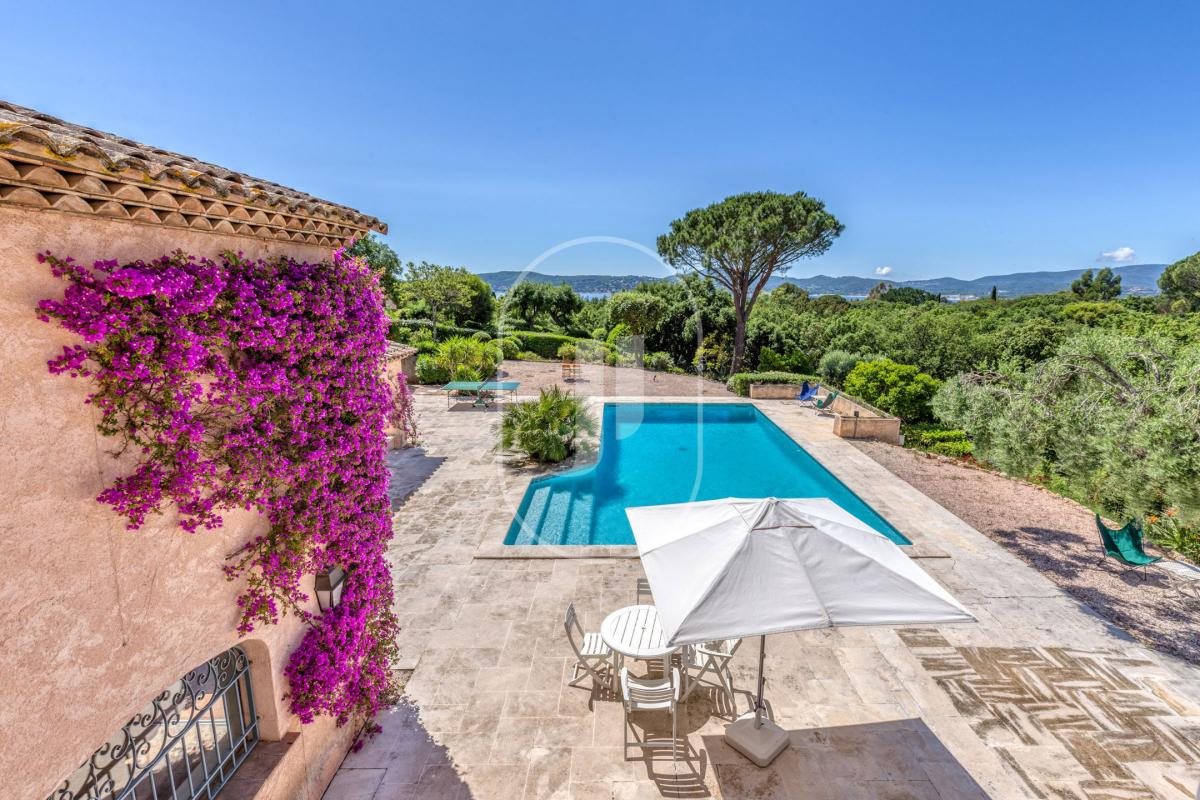 Maison à vendre, 328m², Grimaud