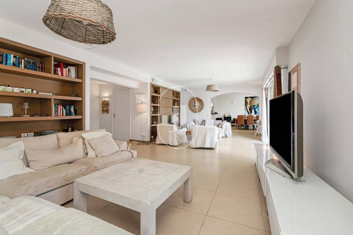 Maison à vendre, 220m², Grimaud