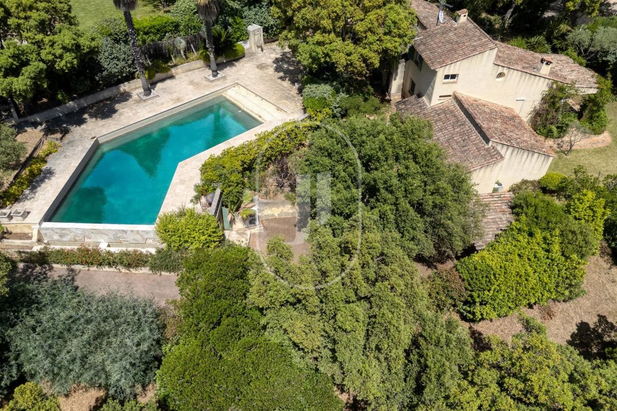 Maison à vendre, 180m², Grimaud