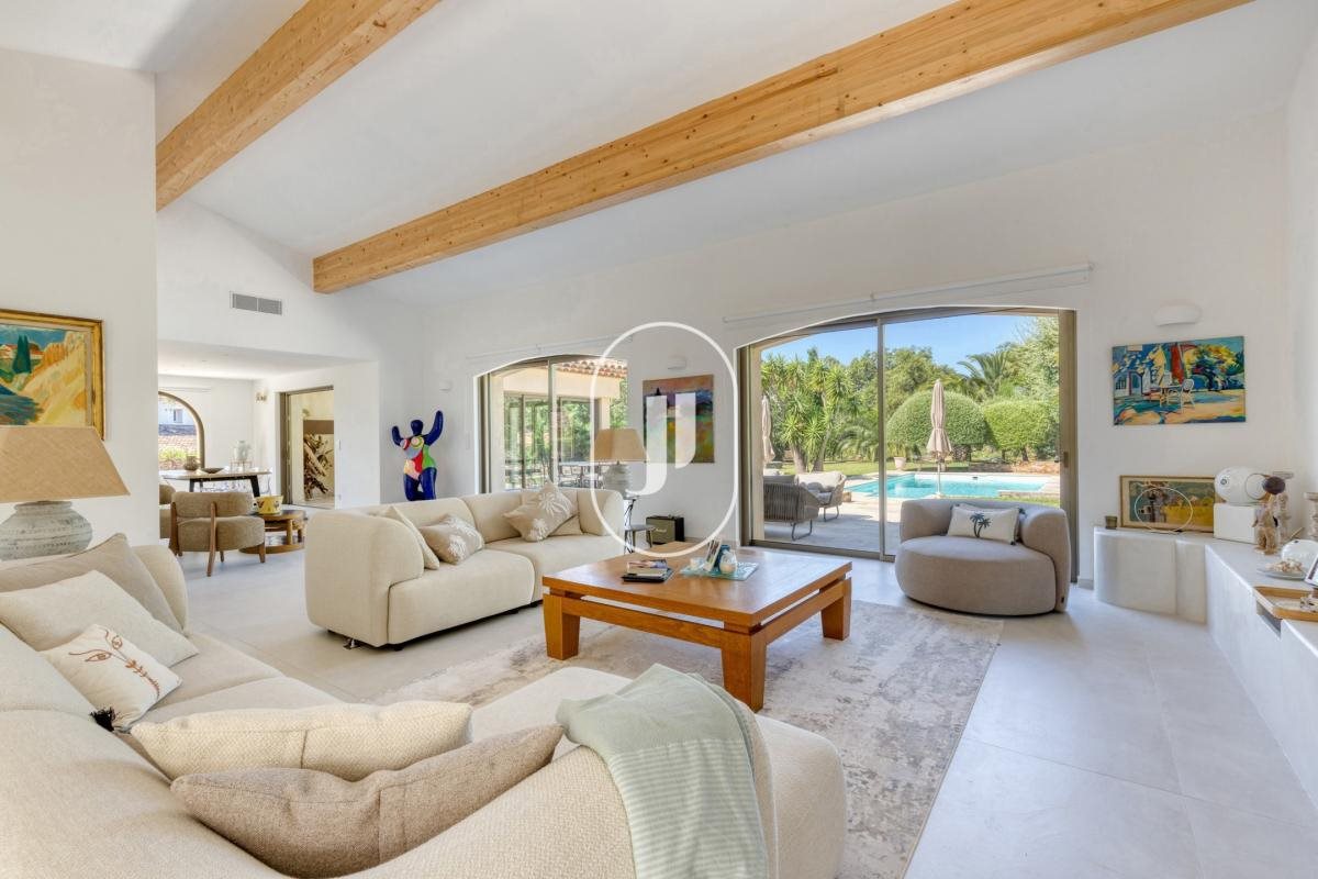 Maison à vendre, 318m², Grimaud