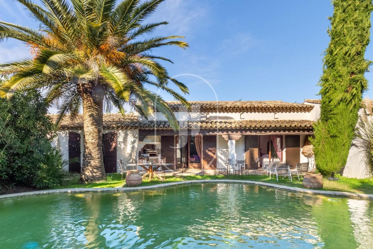 Maison à vendre, 235m², Grimaud