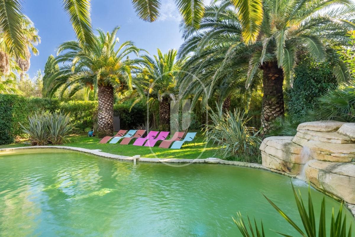 Maison à vendre, 235m², Grimaud