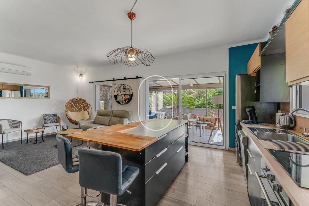 Maison à vendre, 160m², Roquebrune-sur-Argens