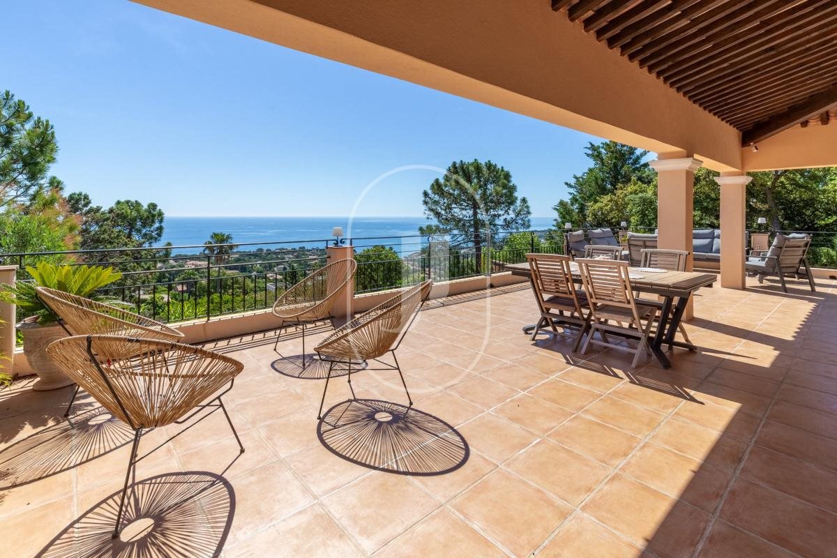 Maison à vendre, 280m², Roquebrune-sur-Argens