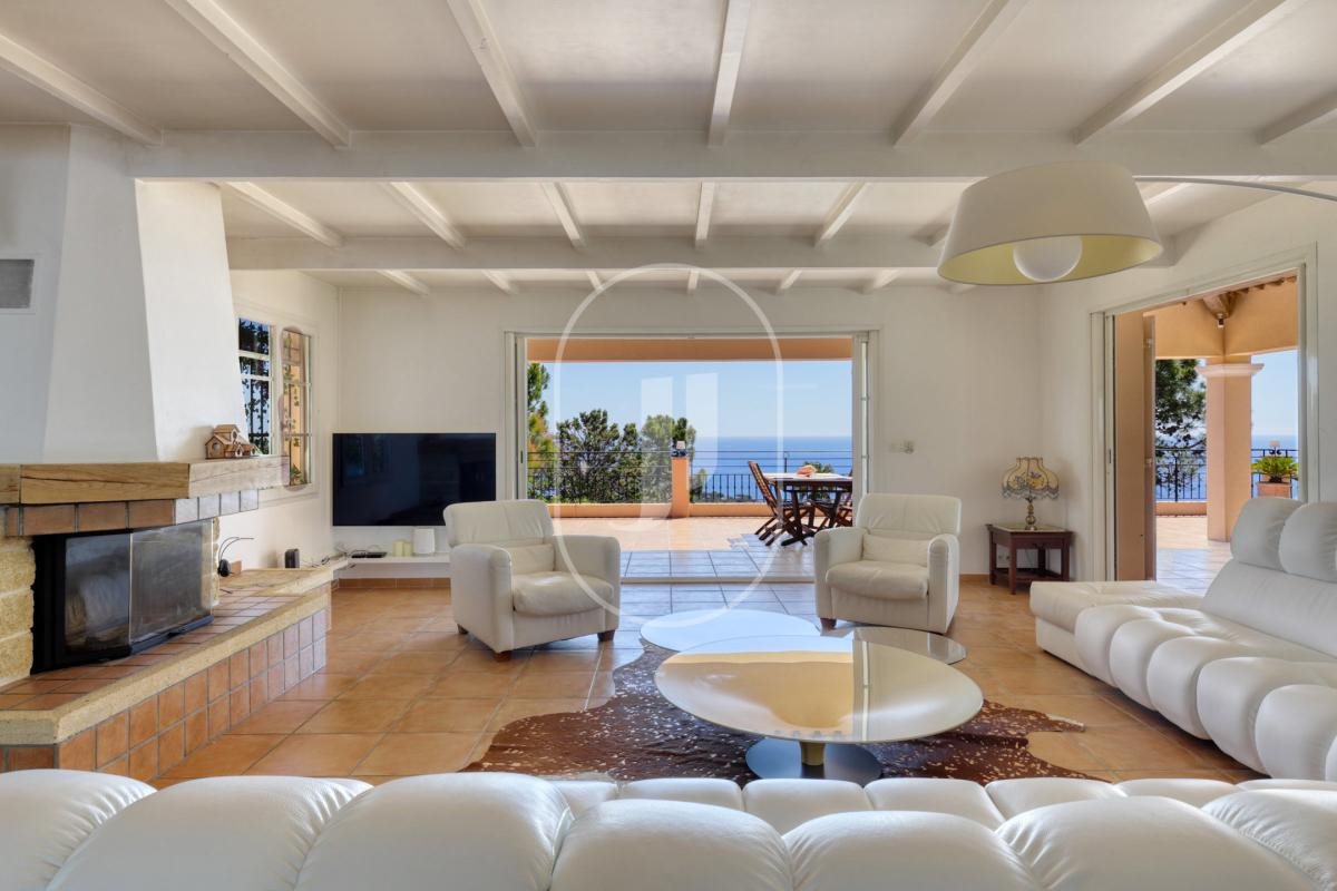 Maison à vendre, 280m², Roquebrune-sur-Argens