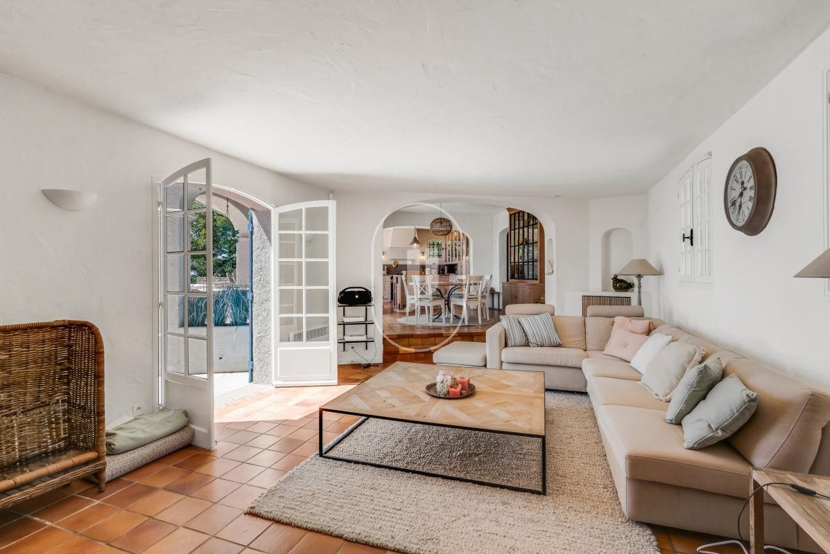 Maison à vendre, 153m², Roquebrune-sur-Argens