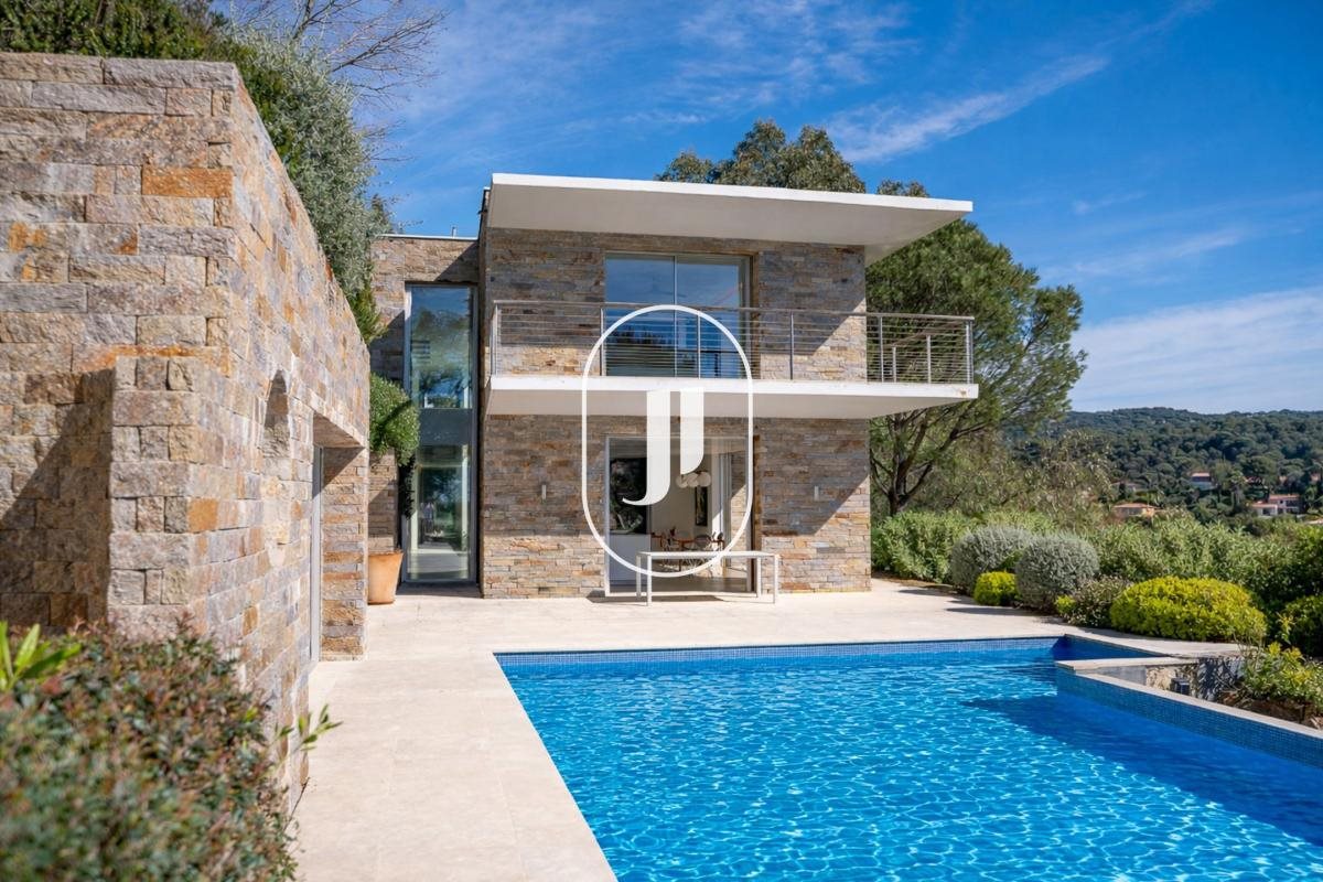 Maison à vendre, 300m², La Croix-Valmer