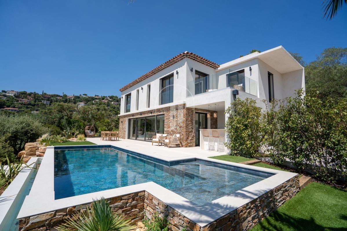 Maison à vendre, 256m², La Croix-Valmer