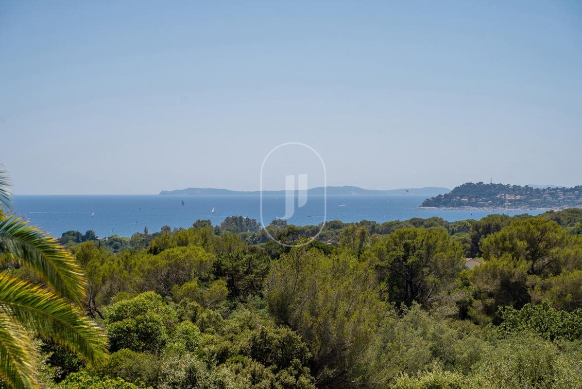 Maison à vendre, 256m², La Croix-Valmer