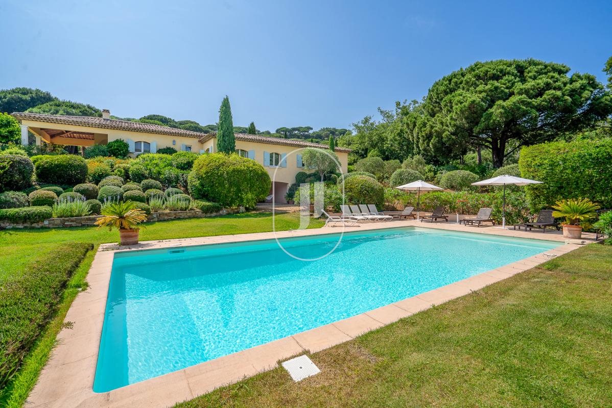 Maison à vendre, 300m², La Croix-Valmer