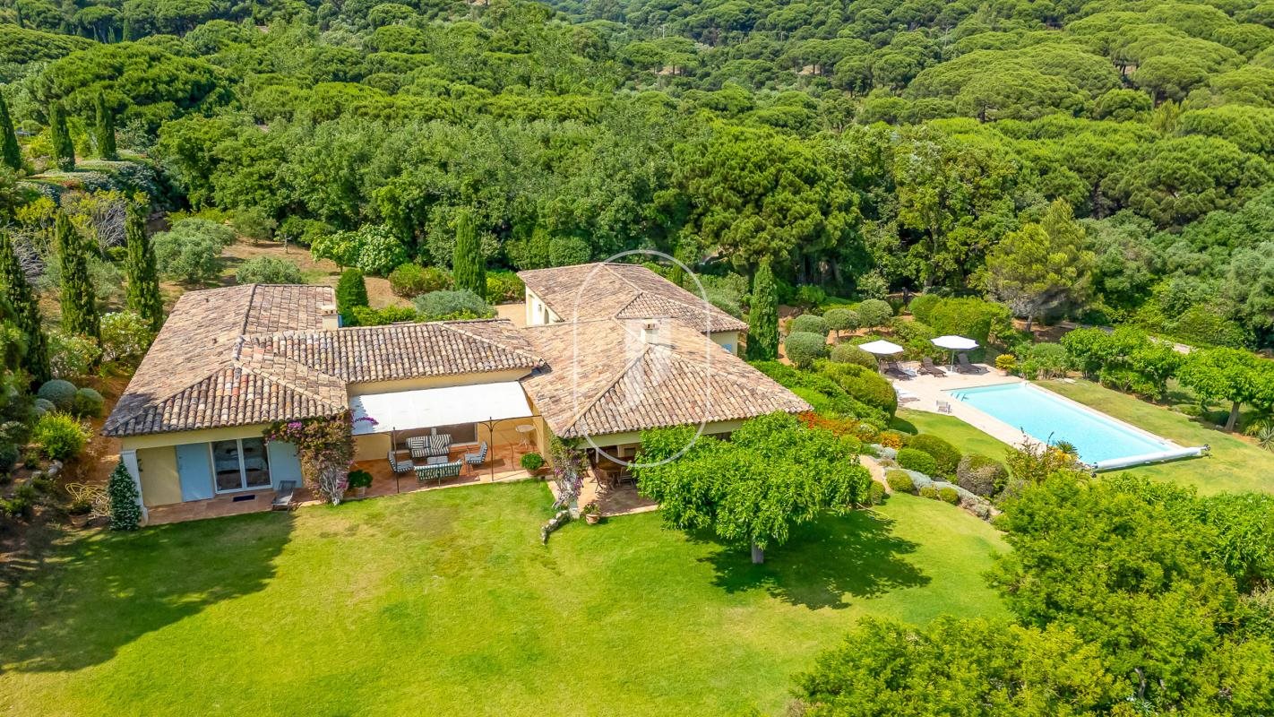 Maison à vendre, 300m², La Croix-Valmer