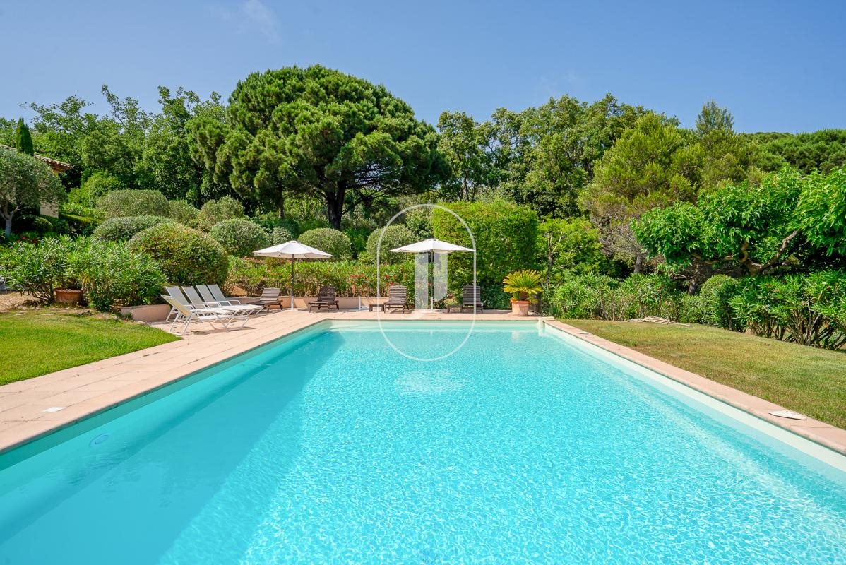 Maison à vendre, 300m², La Croix-Valmer