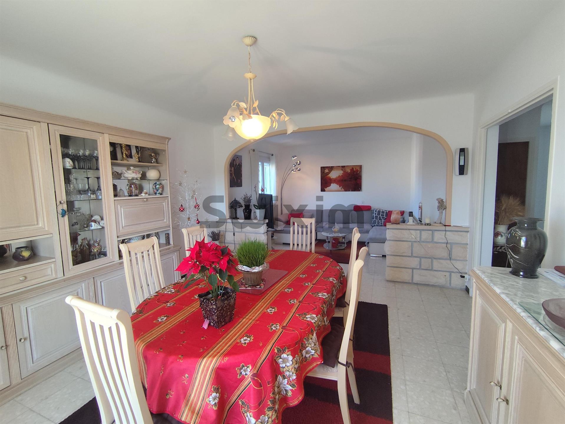 Maison à vendre, 100m², Saint-Julien-les-Rosiers