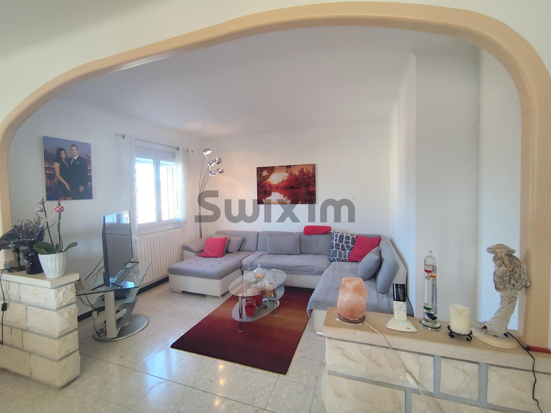 Maison à vendre, 100m², Saint-Julien-les-Rosiers