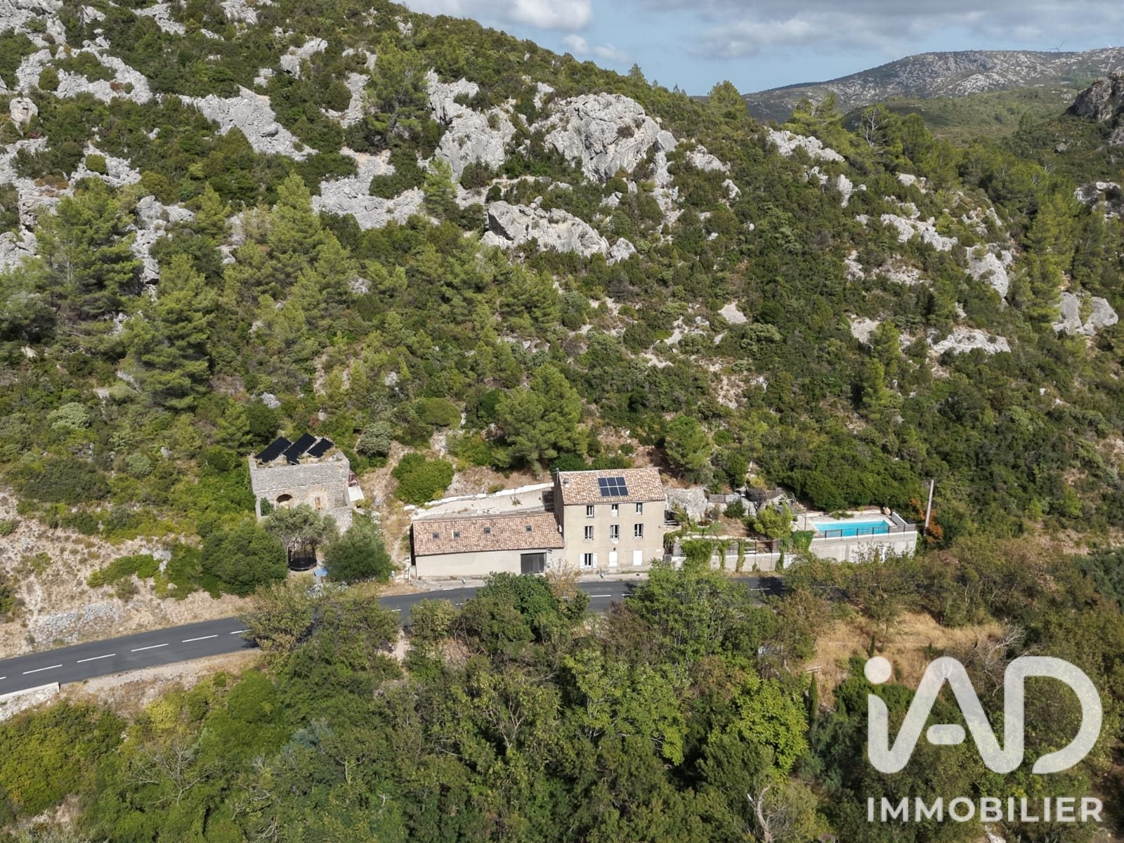 Maison à vendre, 242m², Fontjoncouse