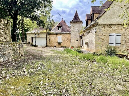 Maison 2 pièces 138 m² · à Cénac-Et-Saint-Julien · 138 m² · 375 000 €