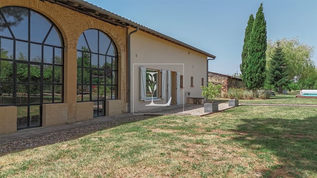 Maison à vendre, 221m², La Ville-Dieu-du-Temple