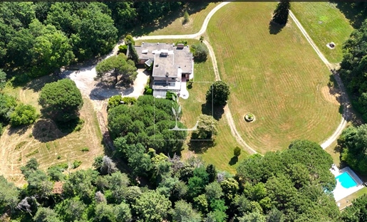 Maison 17 pièces 683 m² · à Nègrepelisse · 683 m² · 1 080 000 €