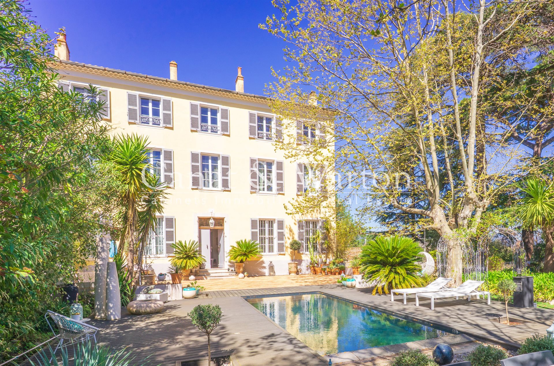 Maison à vendre, 400m², La Crau