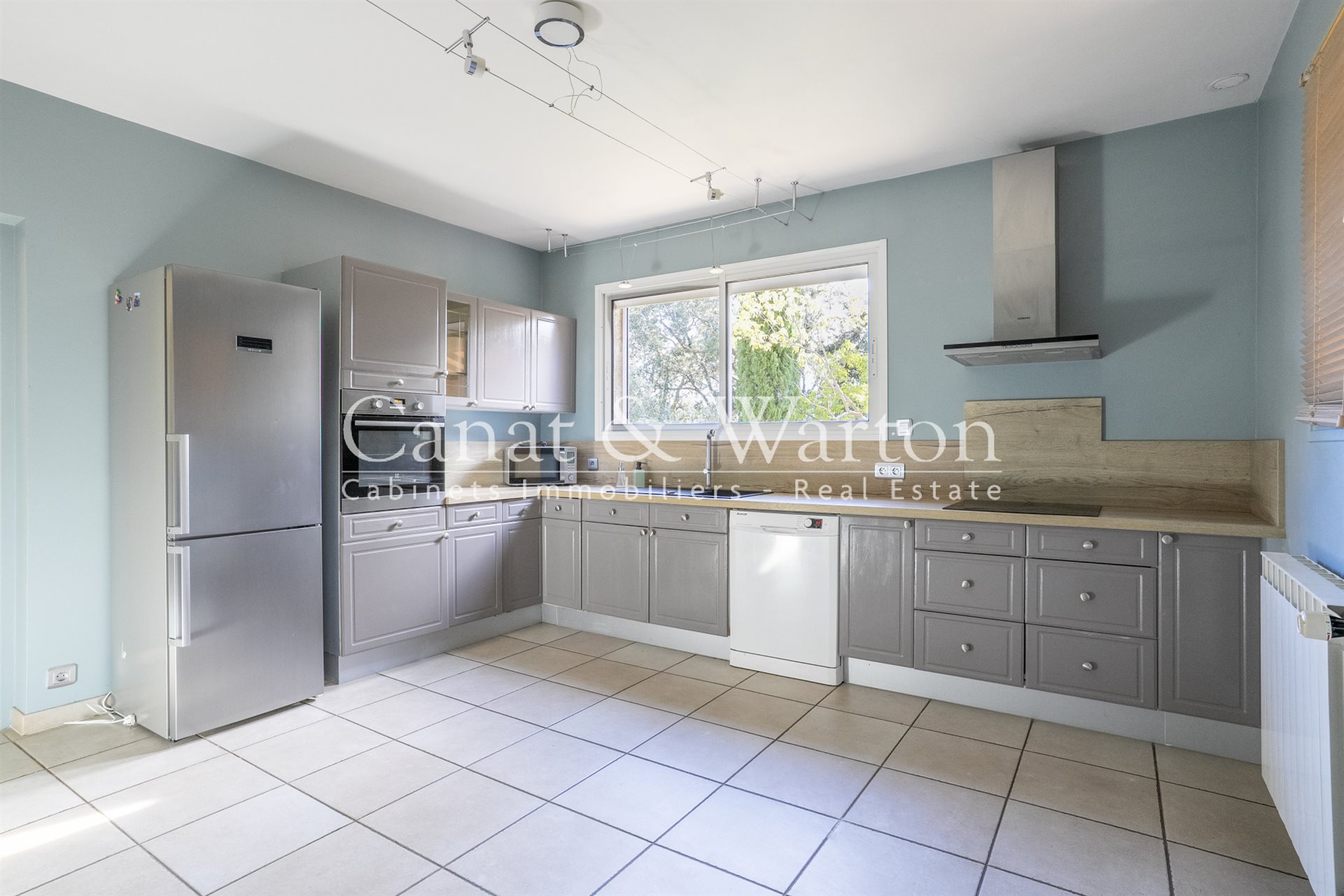Maison à vendre, 205m², Pierrefeu-du-Var