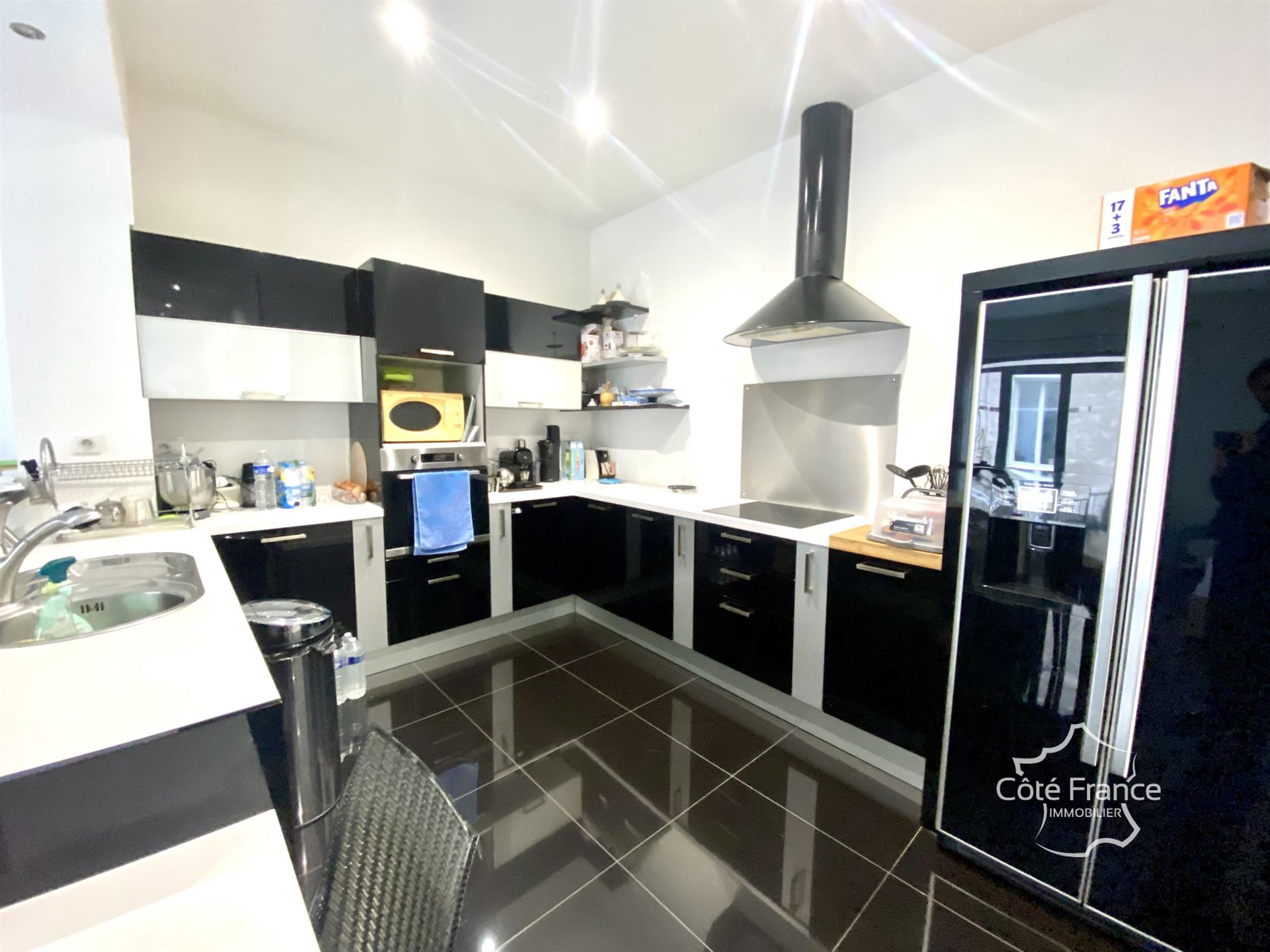 Appartement à vendre, 67m², Sète