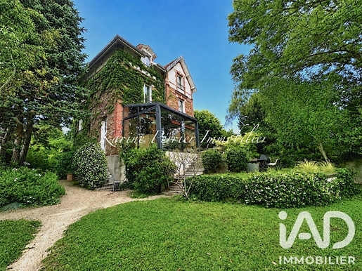 Maison 9 pièces 229 m² · à Garches · 229 m² · 2 490 000 €