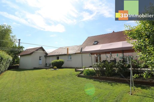 Maison 9 pièces 295 m² · à Chaussin · 295 m² · 332 000 €