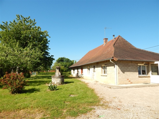 Maison 7 pièces 102 m² · à Bletterans · 102 m² · 140 000 €