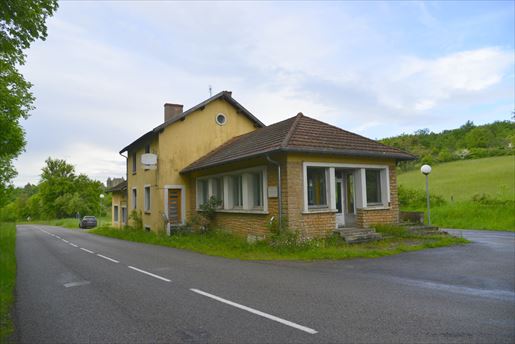 Maison 12 pièces 350 m² · à Tournus · 350 m² · 99 000 €