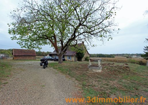 Maison 5 pièces 97 m² · à Bletterans · 97 m² · 220 000 €