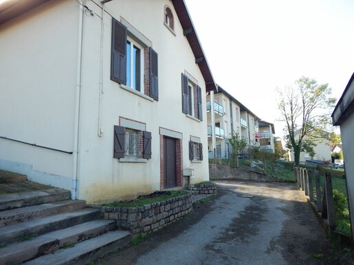 Maison 6 pièces 82 m² · à Lons-le-Saunier · 82 m² · 189 000 €
