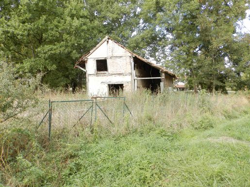 Terrain 1148 m² · à Saint-Germain-du-Bois · 24 000 €